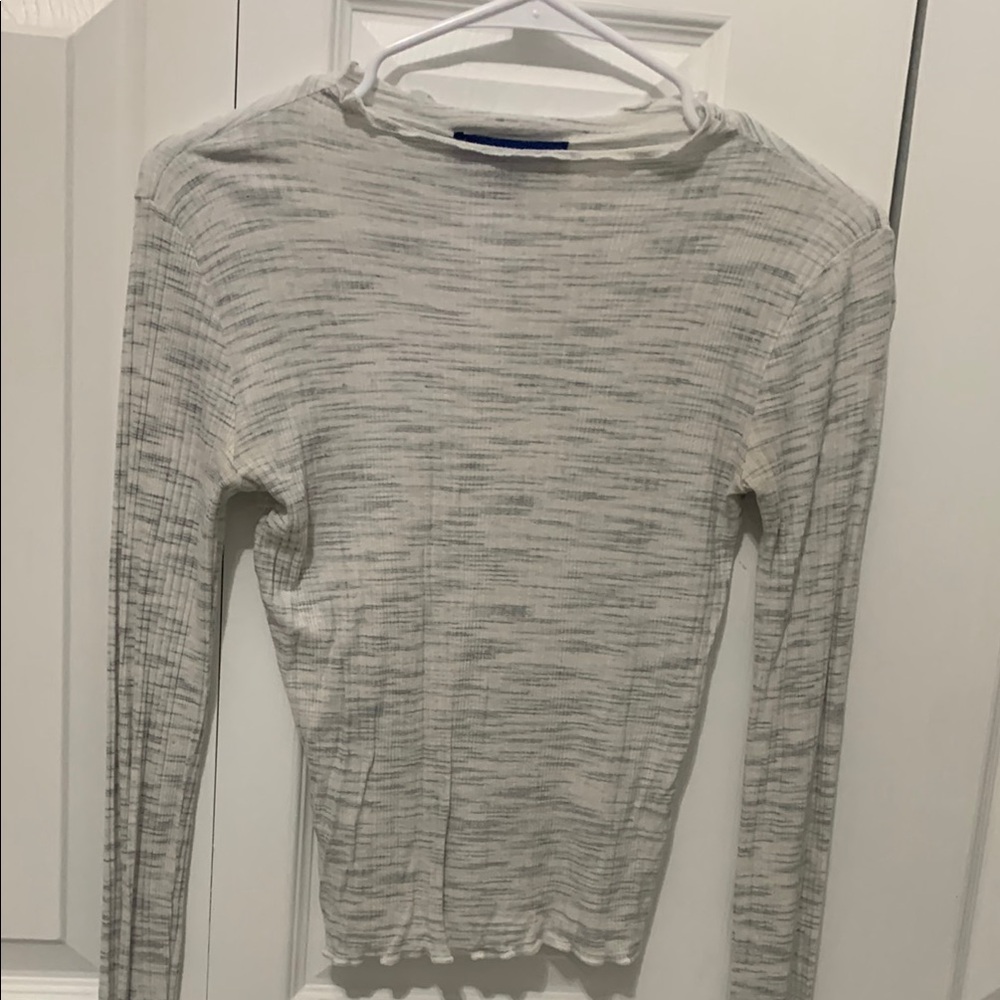 Aeropostale Gray Long Sleeve Tee